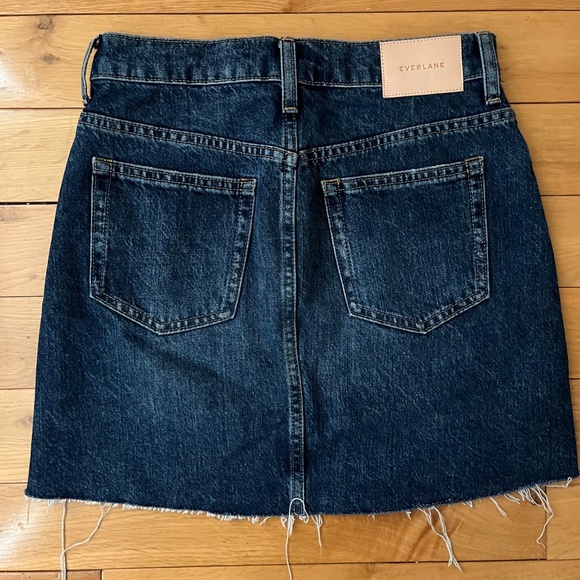 Everlane | The Reconstructed Denim Skirt - Picture 3 of 8